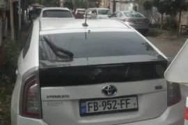 Toyota, Prius