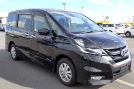 Nissan, Serena