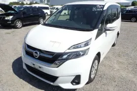 Nissan, Serena