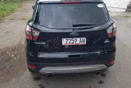 Ford, Escape