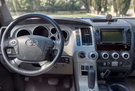 Toyota, Sequoia