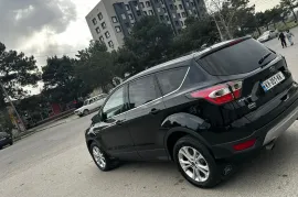 Ford, Escape