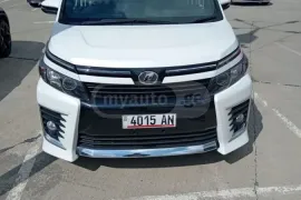 Toyota, Voxy