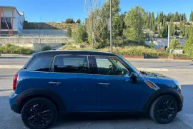 MINI, COUNTRYMAN