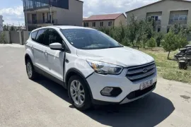 Ford, Escape