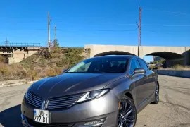 Lincoln, MKZ