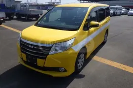 Toyota, Noah