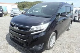 Toyota, Noah