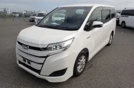 Toyota, Noah