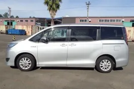 Toyota, Noah