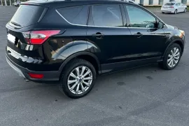 Ford, Escape