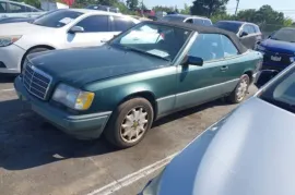 Mercedes-Benz, E CLASS