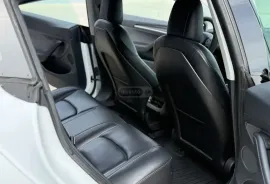 Tesla, Model 3