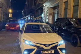 Toyota, Camry