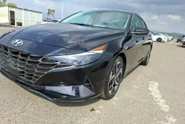 Hyundai, Elantra