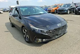 Hyundai, Elantra