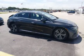 Mercedes-Benz, EQA