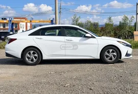 Hyundai, Elantra