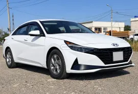 Hyundai, Elantra
