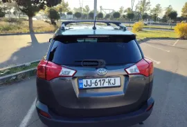 Toyota, RAV4