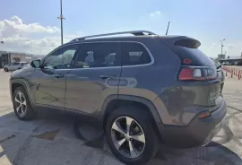 Jeep, Cherokee