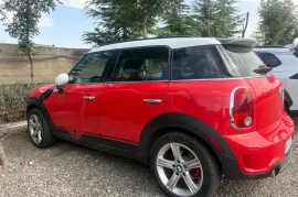 MINI, COUNTRYMAN