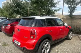MINI, COUNTRYMAN