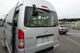 Toyota, Grand HIACE