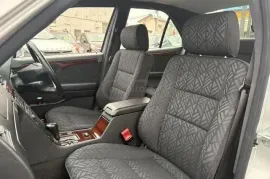 Mercedes-Benz, C Class, C 200