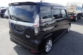 Suzuki , SOLIO