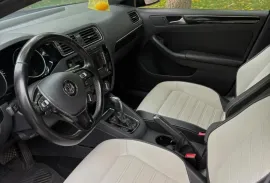 Volkswagen, Jetta