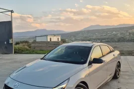 Hyundai, Elantra
