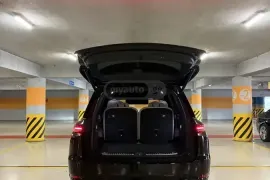 Lixiang, I9