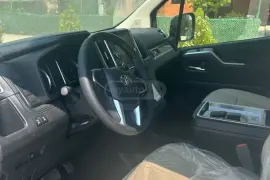 Toyota, Granvia