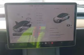 Tesla, Model 3