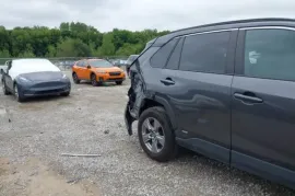Toyota, RAV4