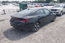 Hyundai, Elantra
