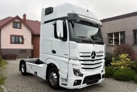 Mercedes-Benz , Actros