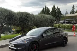 Tesla, Model 3