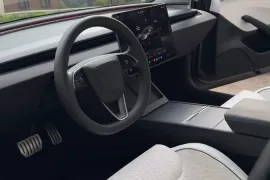 Tesla, Model 3