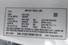 Tesla, Model 3