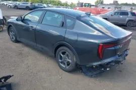 Kia, K5