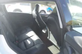 Tesla, Model 3