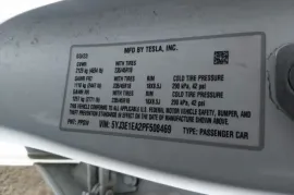 Tesla, Model 3
