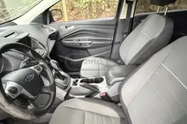Ford, Escape