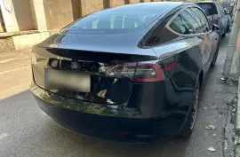 Tesla, Model 3