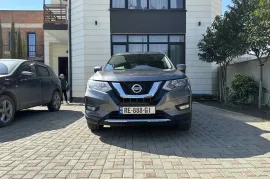 Nissan, Rogue