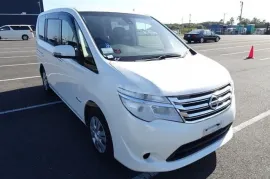 Nissan, Serena