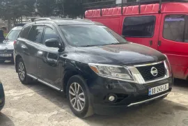 Nissan, Pathfinder