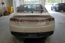 Lincoln, MKZ